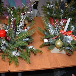 Stroiki bożonarodzeniowe wykonane na warsztatach